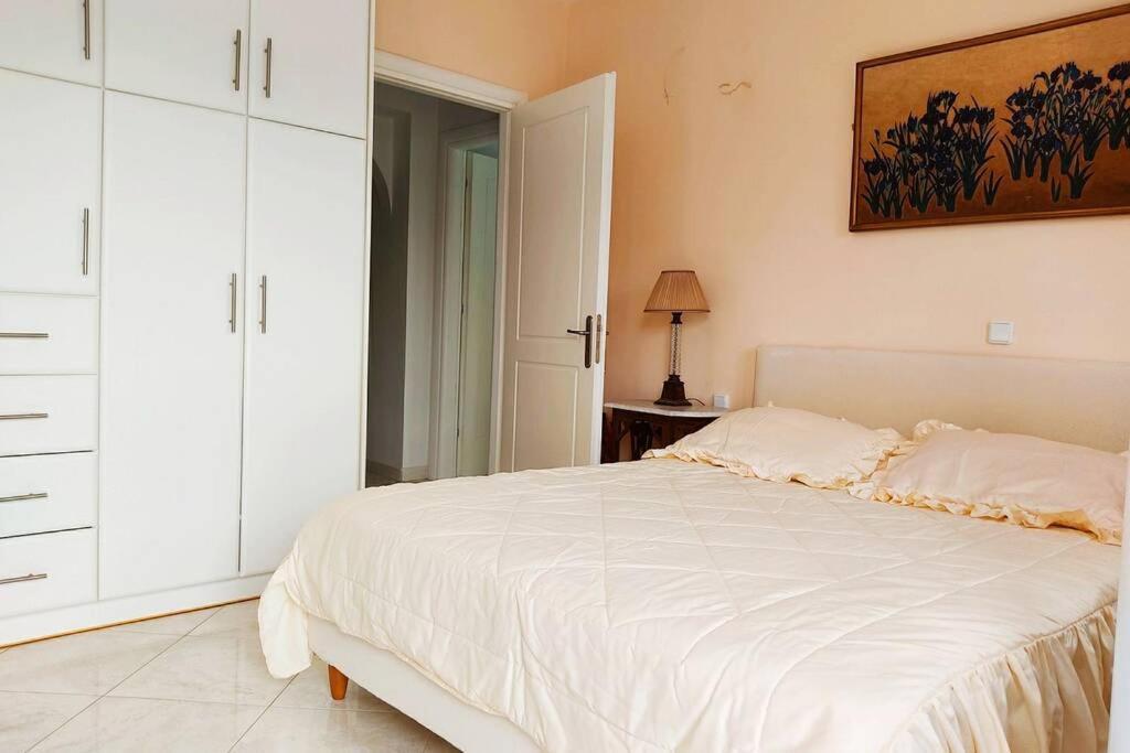 Peggy'S Lux Apartment Karavomylos Ngoại thất bức ảnh