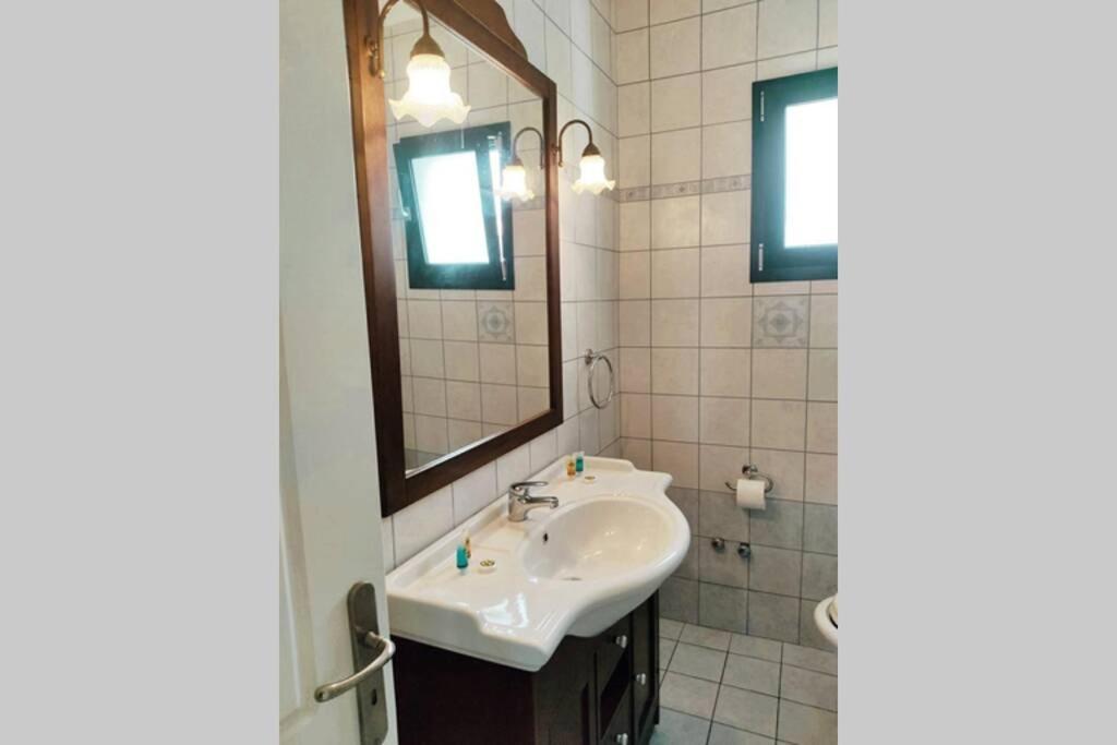 Peggy'S Lux Apartment Karavomylos Ngoại thất bức ảnh